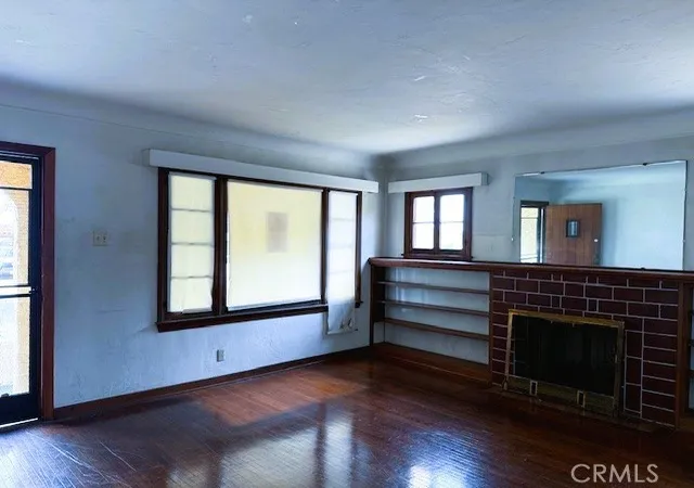 3rd image of 9432 S Hobart Blvd, Los Angeles, CA 90047 | MLS# PW26099766