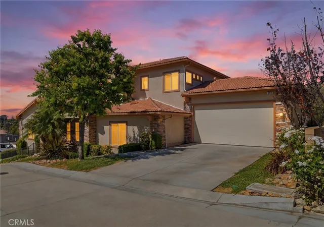 Photo 4 of Condo for sale at 585 Via Pueblo, Riverside, CA 92507 | MLS# IV26097895 | Listing updated on 2026-09-18