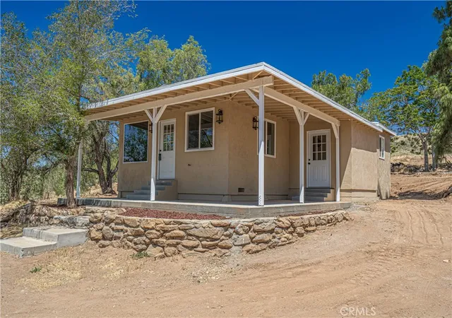 Homes for sale in Agua Dulce, CA | 8709 Sierra Hwy, Agua Dulce, CA 91390 | MLS# SR26100104