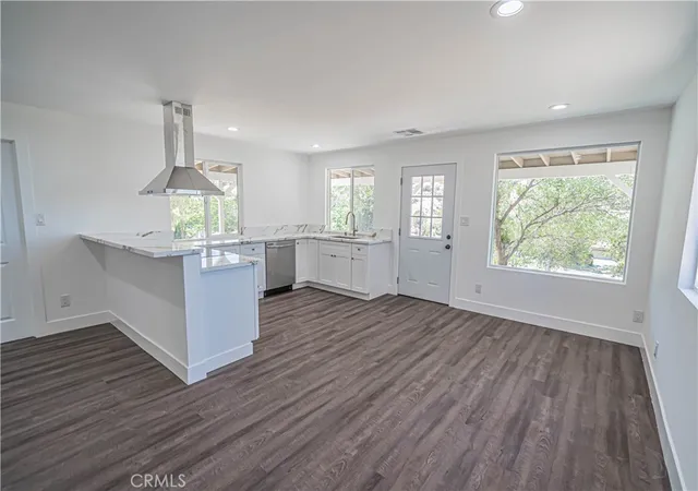 Homes for sale in Agua Dulce, CA | 8709 Sierra Hwy, Agua Dulce, CA 91390 | MLS# SR26100104
