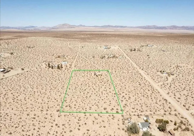 3rd image of 63637 Gemini Rd, Joshua Tree, CA 92252 | MLS# 219147582PS