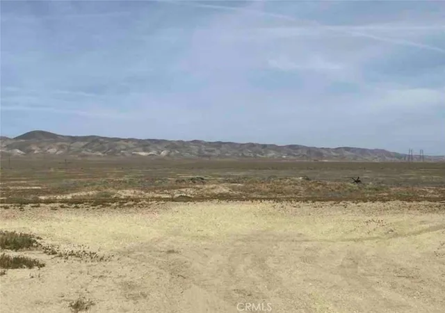2nd image of 14555 Bellflower, Santa Margarita, CA 93453 | MLS# MB26100169