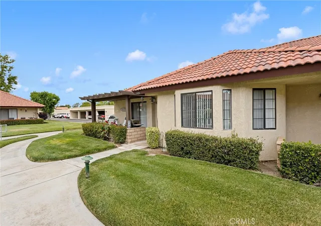 Photo 2 of Condo for sale at 19222 Cottonwood Dr, Apple Valley, CA 92308 | MLS# HD26099344 | Listing updated on 2026-06-13
