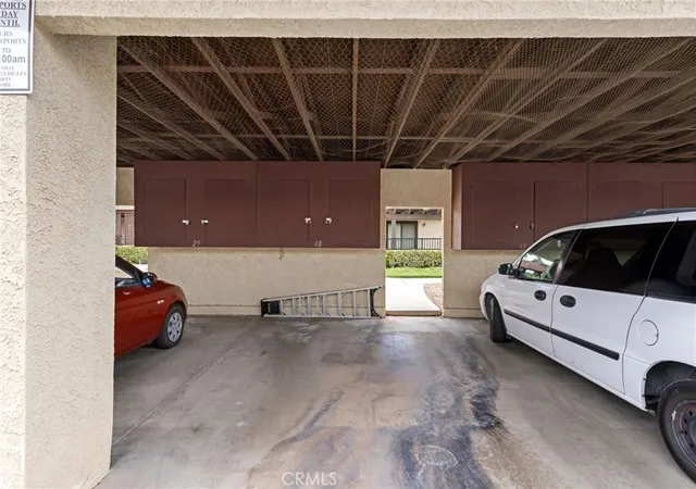 Listing Photo 2 - Condo for sale in building located at 19222 Cottonwood Dr, Apple Valley, CA 92308 - Unit #