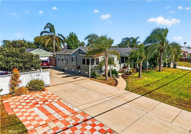 Photo 3 of Sale Pending at 14708 S Denker, Gardena, CA 90247 | MLS# OC26099769 | Listing updated on 2026-10-05