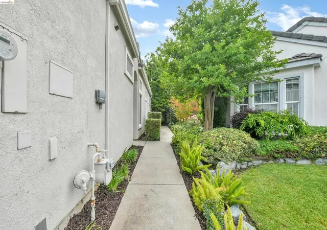 4th image of 276 Black Amber Way, Brentwood, CA 94513 | MLS# 41133894