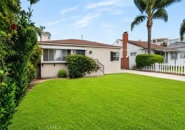 Homes for sale in Sherman Oaks, CA | 15224 La Maida, Sherman Oaks, CA 91403 | MLS# SR26042816