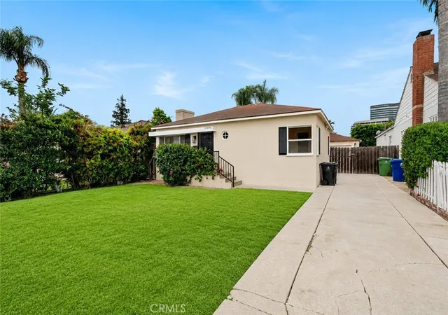 Homes for sale in Sherman Oaks, CA | 15224 La Maida, Sherman Oaks, CA 91403 | MLS# SR26042816