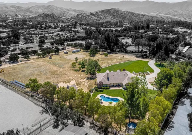 Homes for sale in Agua Dulce, CA | 33202 Drill Rd, Agua Dulce, CA 91390 | MLS# SR26100139