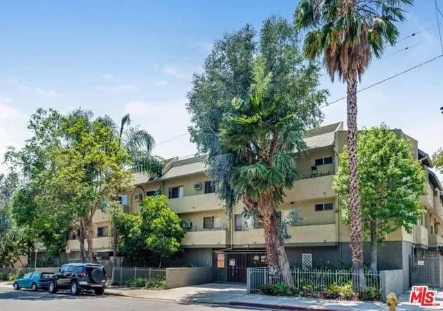2nd image of 1351 N Orange Dr, Los Angeles, CA 90028
