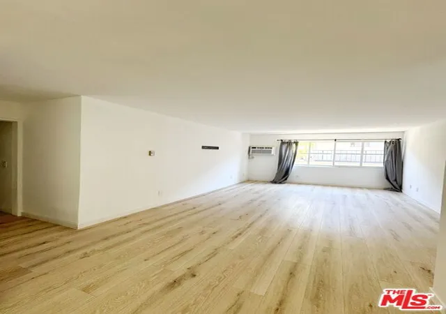 3rd image of 1351 N Orange Dr #117, Los Angeles, CA 90028 | MLS# 26831293
