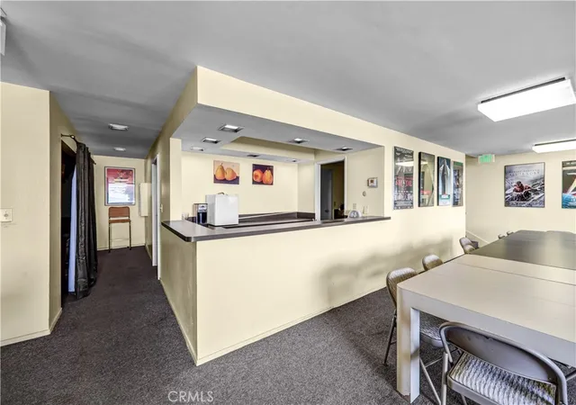 2nd image of 1900 Vine St, Los Angeles, CA 90068