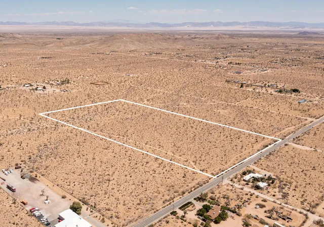 2nd image of 0 Aberdeen Dr #2, Yucca Valley, CA 92284 | MLS# 219147597DA