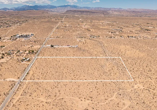 4th image of 0 Aberdeen Dr #2, Yucca Valley, CA 92284 | MLS# 219147597DA