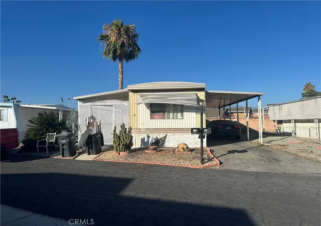 Homes for sale in Hemet, CA | 332 N Lyon Avenue #32, Hemet, CA 92543 | MLS# IG26100288