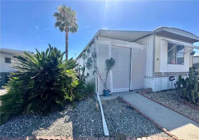 Homes for sale in Hemet, CA | 332 N Lyon Avenue #32, Hemet, CA 92543 | MLS# IG26100288