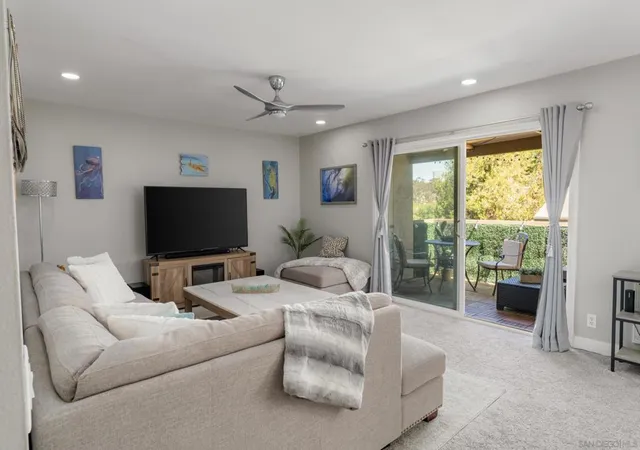 4th image of 8524 Via Mallorca #C, La Jolla, CA 92037 | MLS# 260011119SD
