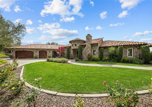 Photo 1 of Single family home for sale at 46480 Via Vaquero, Temecula, CA 92590 | MLS# SW26094967 | Listing updated on 2026-09-29