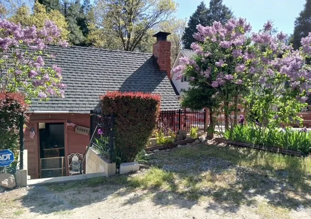 Homes for sale in Crestline, CA | 23683 Manzanita, Crestline, CA 92325 | MLS# IG26099764