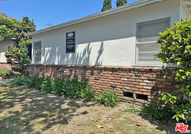 2nd image of 3848 Sawtelle Blvd, Los Angeles, CA 90066 | MLS# 26831321