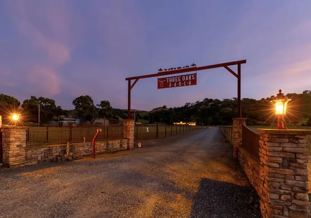 1st image of 19963 Hale Ave, Morgan Hill, CA 95037 | MLS# ML82046347