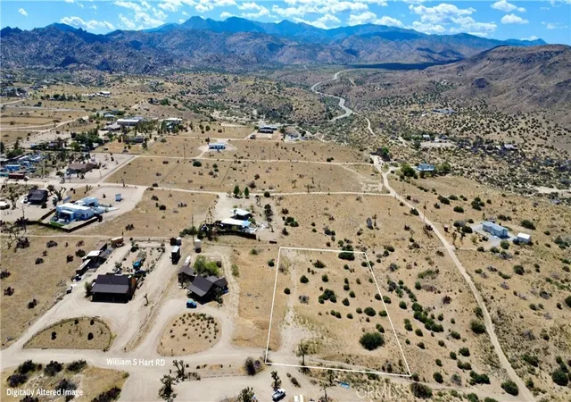 4th image of 5134 William S Hart Rd, Pioneertown, CA 92268 | MLS# JT26100368