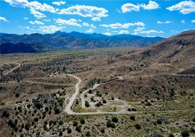 2nd image of 101 Cimarron Rd, Pioneertown, CA 92268 | MLS# JT26100393