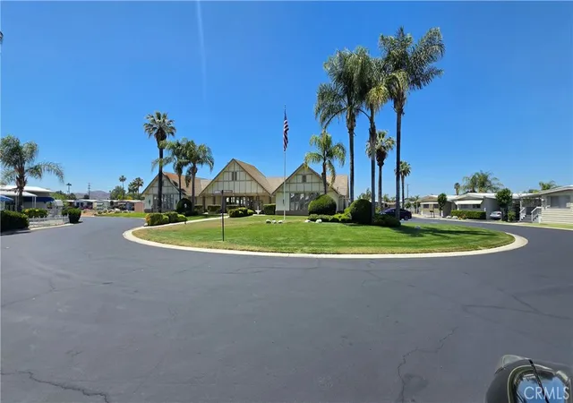 Homes for sale in Hemet, CA | 575 S Lyon Ave #51, Hemet, CA 92545 | MLS# IV26100364