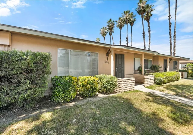 Homes for sale in Hemet, CA | 621 S Palm Ave #E, Hemet, CA 92543 | MLS# IG26100407