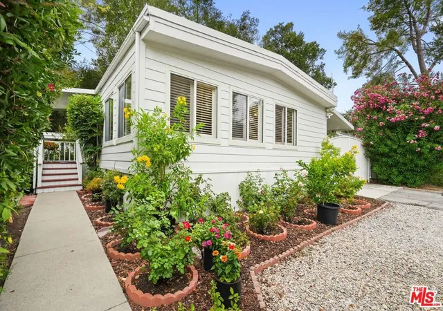 Homes for sale in Agoura Hills, CA | 30473 Mulholland #33, Agoura Hills, CA 91301 | MLS# 26831067