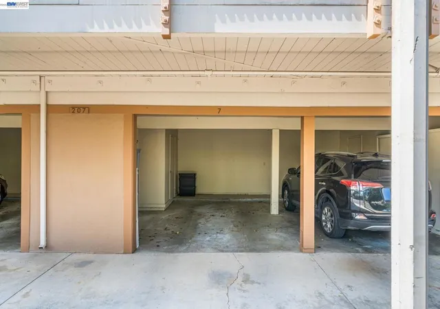 44th image of 1101 Fairlawn Ct #4, Walnut Creek, CA 94595 | MLS# 41133949
