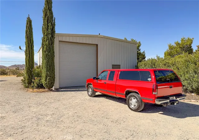2nd image of 20690 Rancherias Rd, Apple Valley, CA 92307 | MLS# HD26098371