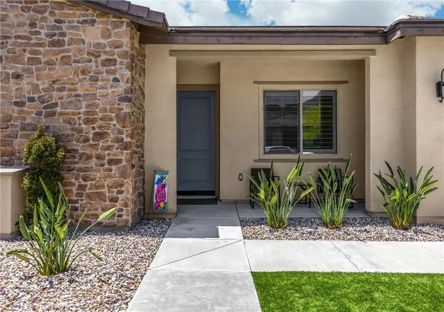 2nd image of 11638 Oakton Wy, Corona, CA 92883 | MLS# CV26100353