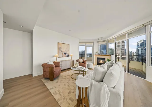 2nd image of 700 W Harbor, San Diego, CA 92101