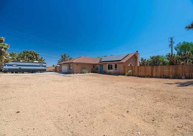 Homes for sale in Yucca Valley, CA | 8361 Amador Avenue, Yucca Valley, CA 92284 | MLS# 260011156SD