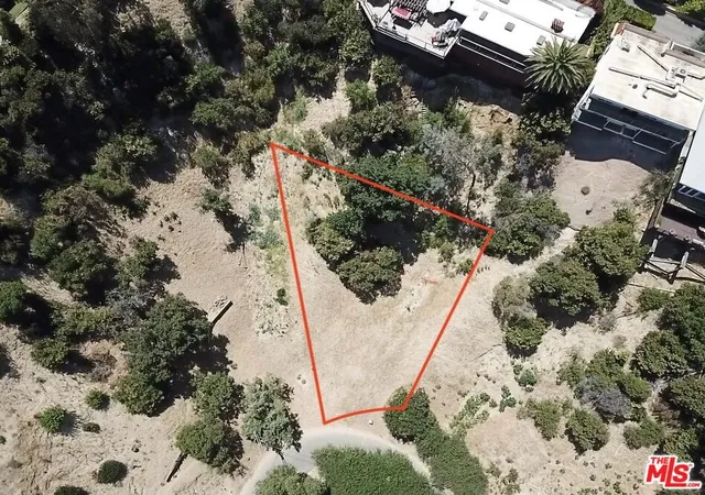 Photo 2 of Land for sale at 4601 Ensenada Dr, Woodland Hills, CA 91364 | MLS# 26830953 | Listing updated on 2026-05-16