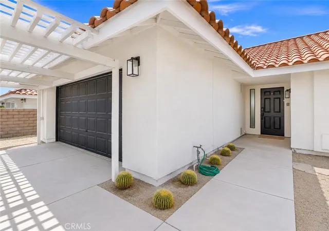 Photo 3 of Single family home for sale at 1489 E Francis Dr, Palm Springs, CA 92262 | MLS# SR26099324 | Listing updated on 2026-09-30