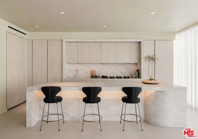 2nd image of 9200 Wilshire Blvd #502E, Beverly Hills, CA 90212 | MLS# 26831487