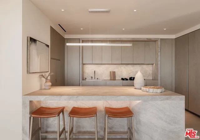 5th image of 9200 Wilshire Blvd #505W, Beverly Hills, CA 90212 | MLS# 26831285