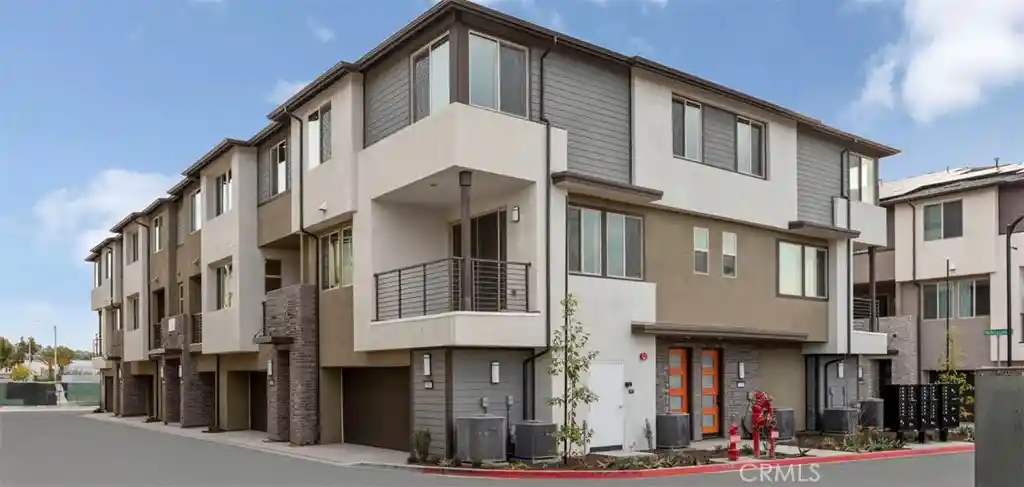 Photo 1 of Townhouse for sale at 1967 Via De Luna, Placentia, CA 92870 | MLS# OC26077535 | Listing updated on 2026-10-13
