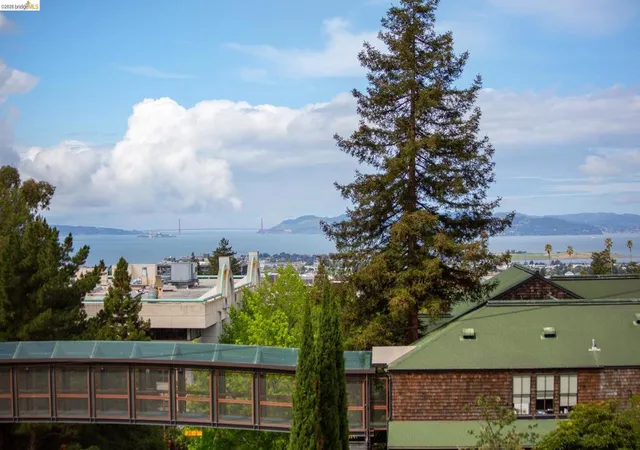 4th image of 1825 Highland Pl, Berkeley, CA 94709