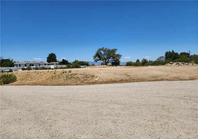 Homes for sale in Hidden Hills, CA | 24005 Hidden Ridge Rd, Hidden Hills, CA 91302 | MLS# SR26100017