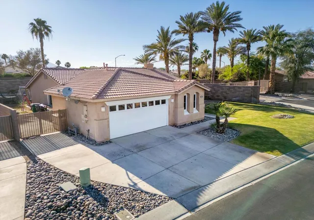 Photo 3 of Single family home for sale at 43889 Virginia Ave, Indio, CA 92201 | MLS# 219147643DA | Listing updated on 2026-09-22