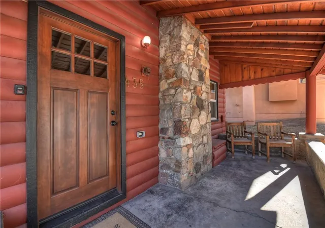 Photo 4 of Single family home for sale at 435 Arroyo, Big Bear Lake, CA 92315 | MLS# PW26100893 | Listing updated on 2026-05-09