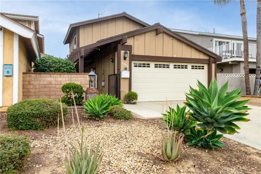 Photo 1 of Sale Pending at 1492 Downing Ct, Corona, CA 92882 | MLS# PW26100923 | Listing updated on 2026-10-08