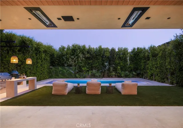 Homes for sale in Sherman Oaks, CA | 14758 Morrison St, Sherman Oaks, CA 91403 | MLS# SR26094856