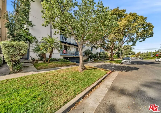 Homes for sale in Santa Monica, CA | 900 Euclid St #307, Santa Monica, CA 90403 | MLS# 26831673