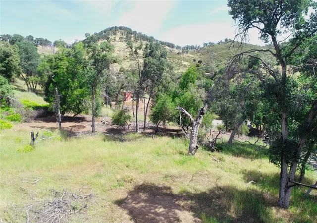 2nd image of 3178 Oak Crest, Clearlake Park, CA 95424 | MLS# LC26090031