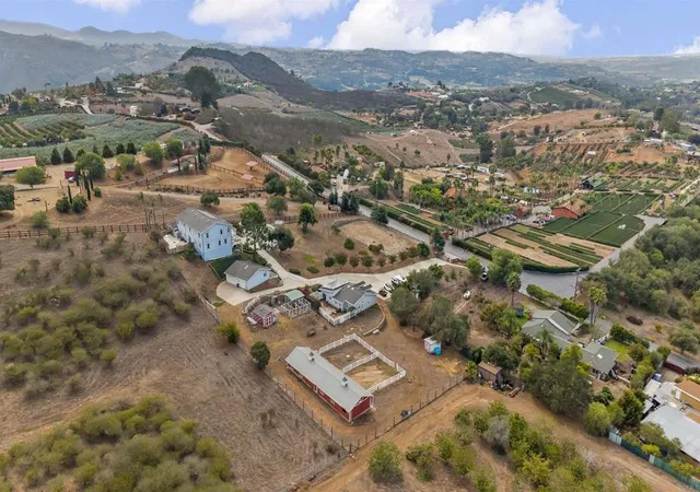 Homes for sale in Bonsall, CA | 31959 Via Ararat Dr, Bonsall, CA 92003 | MLS# PTP2603547