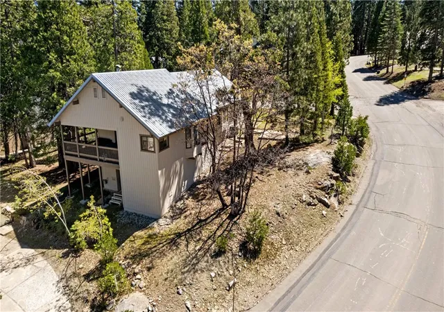 2nd image of 40971 Woodridge, Shaver Lake, CA 93664 | MLS# FR26101022